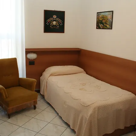 Fiorentino Hotel 2*
