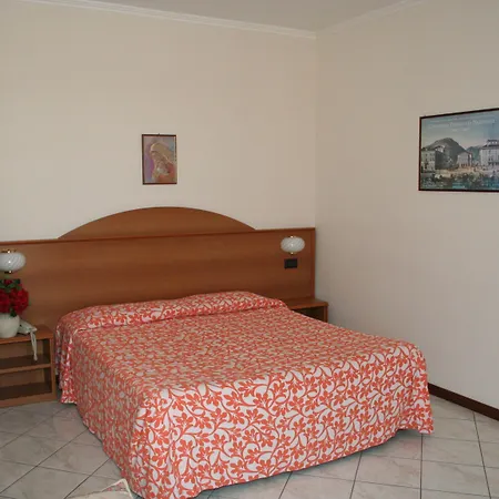 Fiorentino 2* Στρέσα