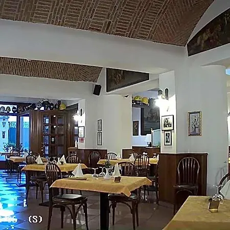 Fiorentino Szálloda 2*