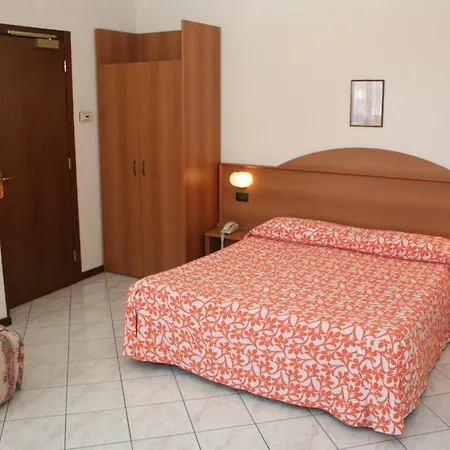 Fiorentino Hotel 2*