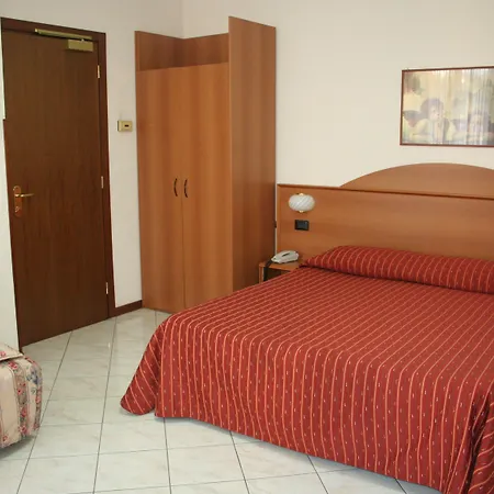 酒店 Fiorentino 2*