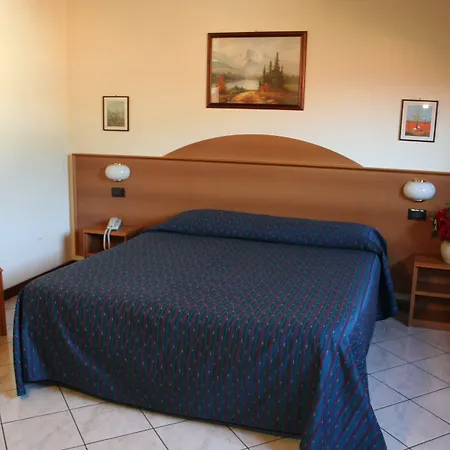 Fiorentino 酒店 2*