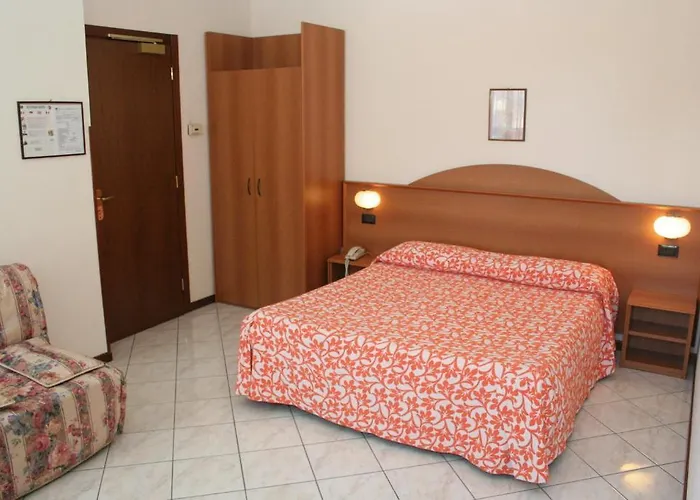 Fiorentino Hotell 2*